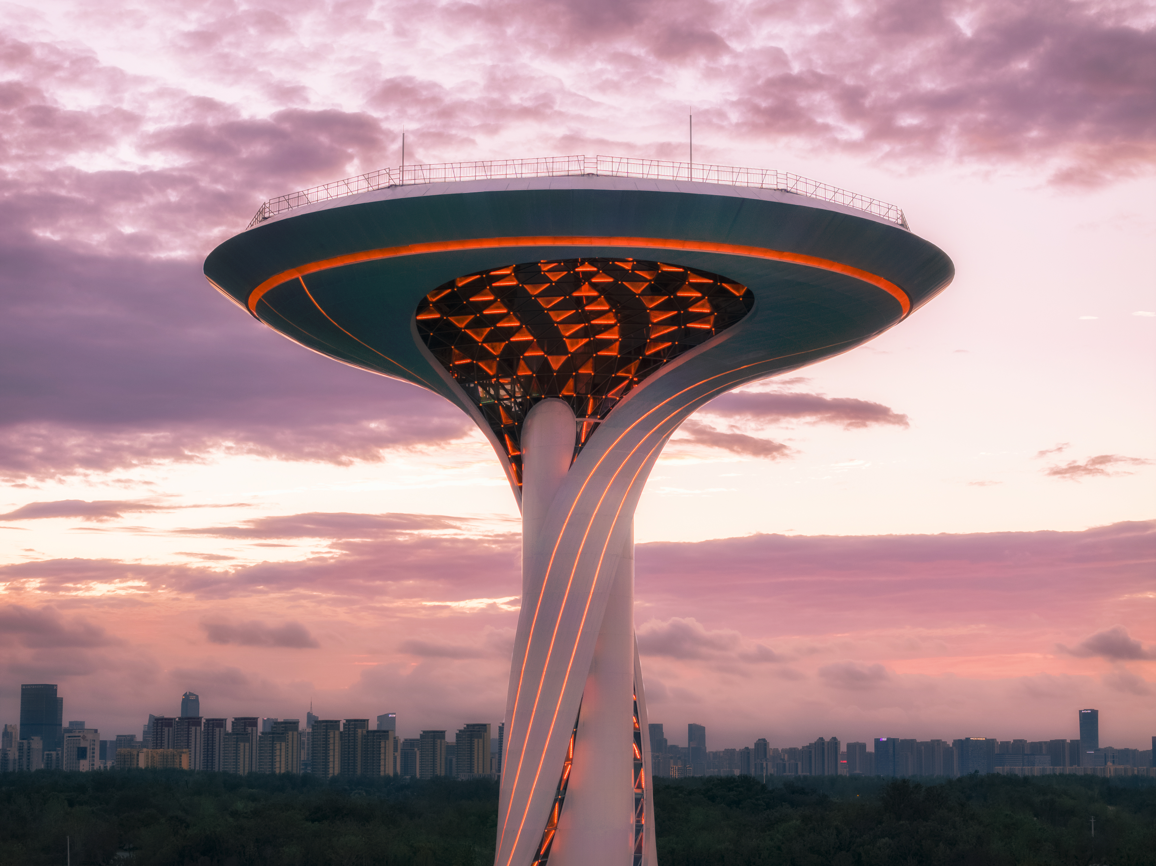 全向信標(biāo)臺.jpg 全向信標(biāo)臺.jpg